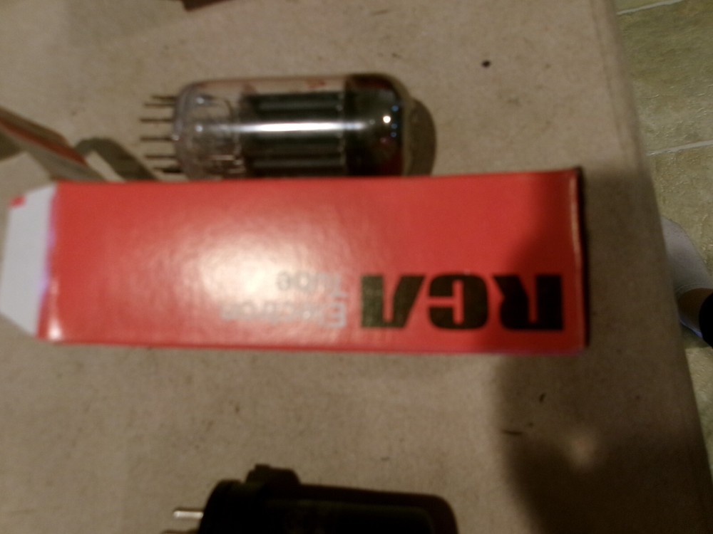 OEM VINTAGE ELECTRONIC TUBE RCA 6MJ8