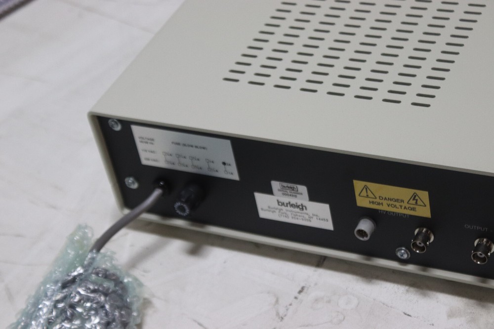 Burleigh PZ-70 Variable HV DC Power Supply
