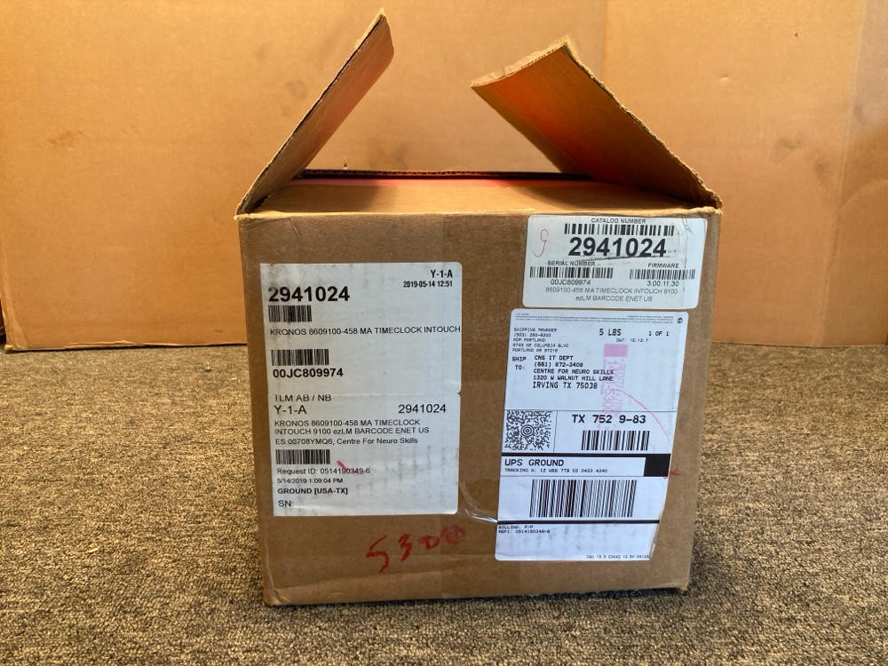 Kronos 8609000-018 MA ADP Intouch 9000 Timeclock