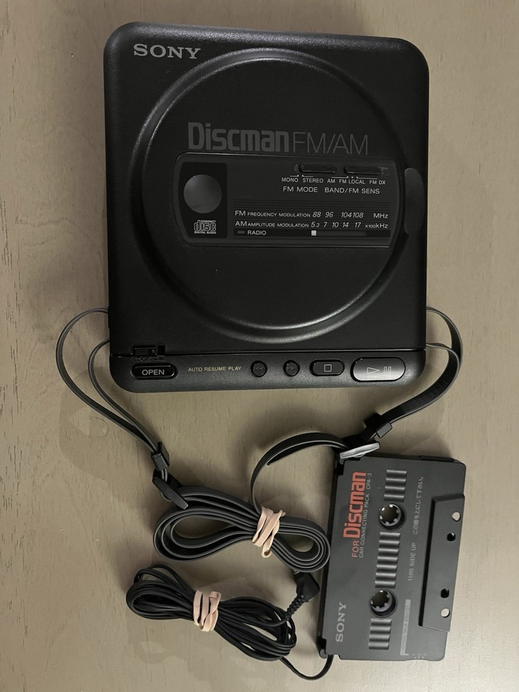 Sony D-T2 Discman FM/AM CD Compact Player
