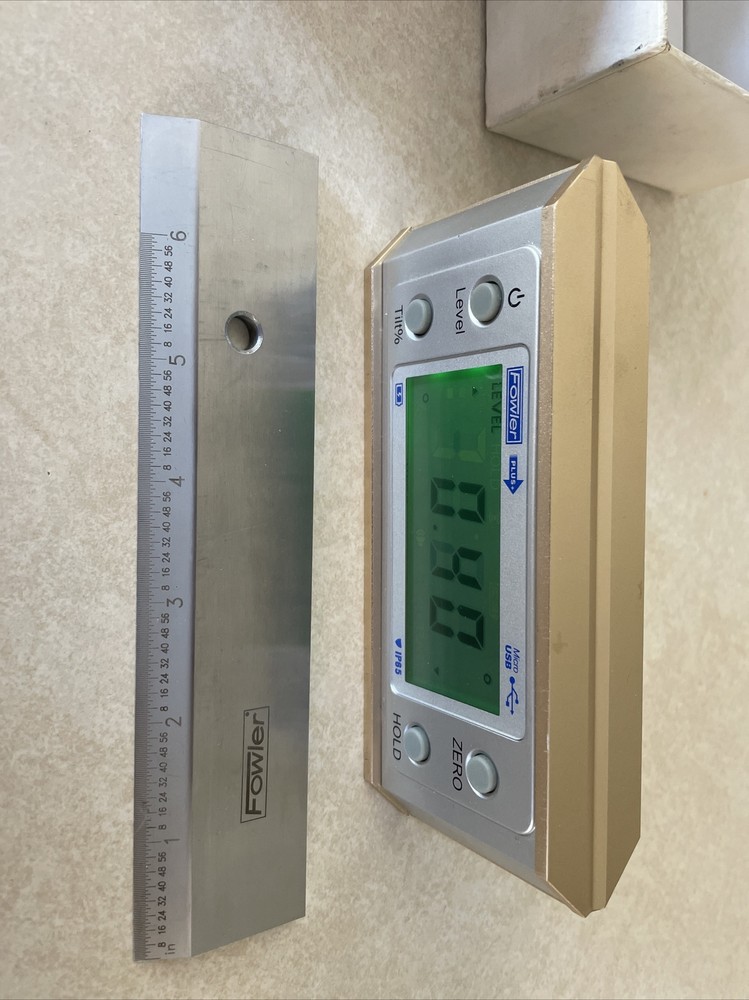 Fowler 6" IP65 Magnetic Digital Level Lighted Display