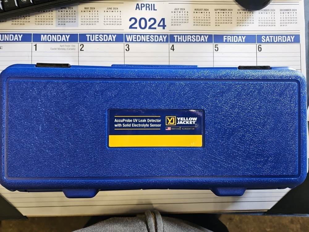 YELLOW JACKET ACCUPROBE UV LEAK DETECTOR 69336