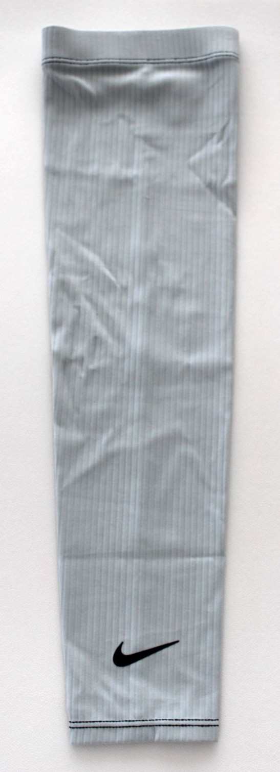 Nike Dri-Fit Arm Sleeve Adult L/XL Grey/Black