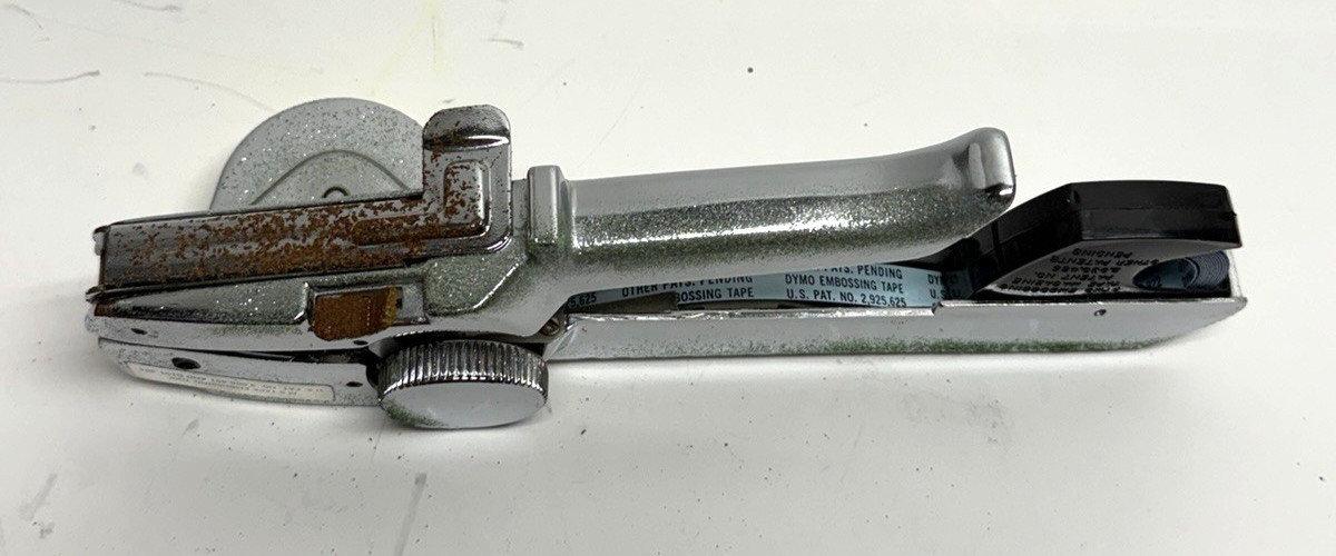 VINTAGE Dymo M-5 Tapewriter Manual Embossing Label Maker Case & Storage Tray