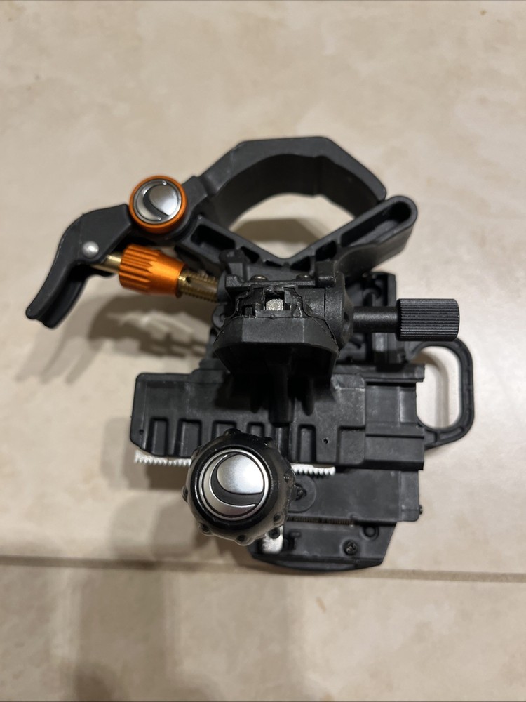 Celestron NexYZ  3 Axis Universal Smartphone Adapter
