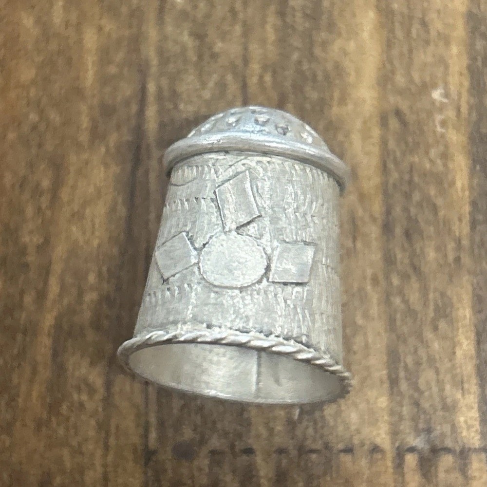Vintage Sterling Silver Textured Thimble 3.27 Grams