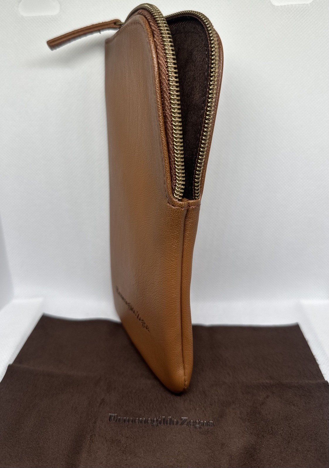 Authentic ERMENEGILDO ZEGNA Brown Leather Eyeglass Case with cleaning cloth OBO