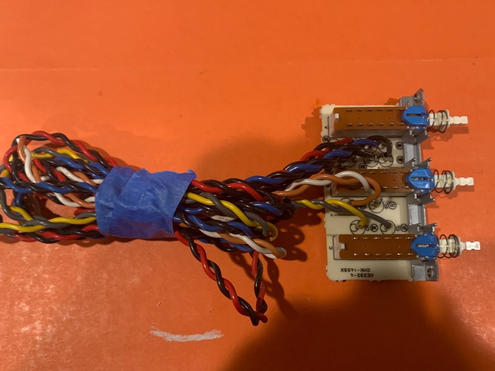 Yamaha MX-800U Stereo Power Amplifier - Switch Assembly
