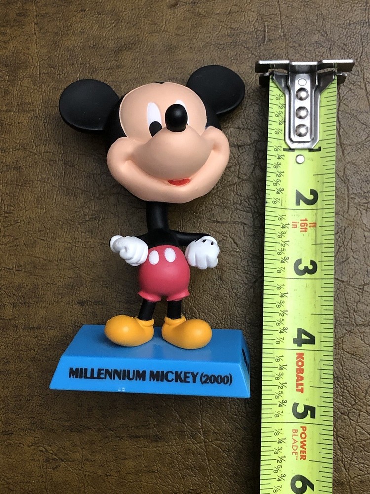 Mickey Mouse Bobblehead 2003 Upper Deck Disney Treasures Millennium (2000)