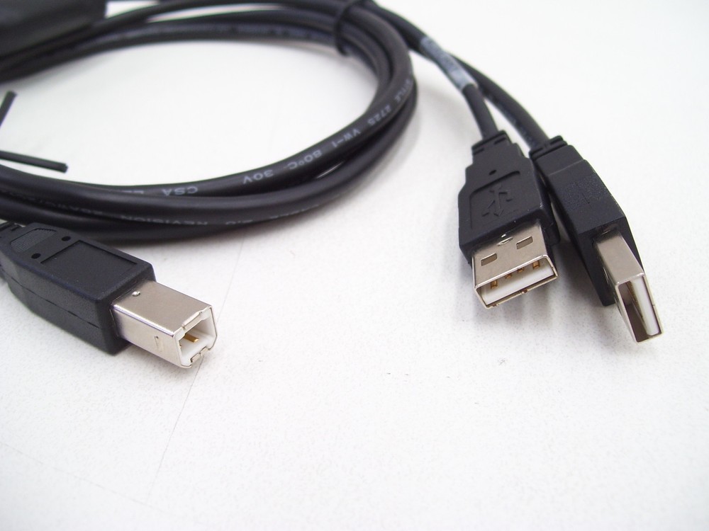 SENTRY SAFE QA0121 FIRE-SAFE WATERPROOF DATA USB CD/DVD STORAGE CHEST SAFE