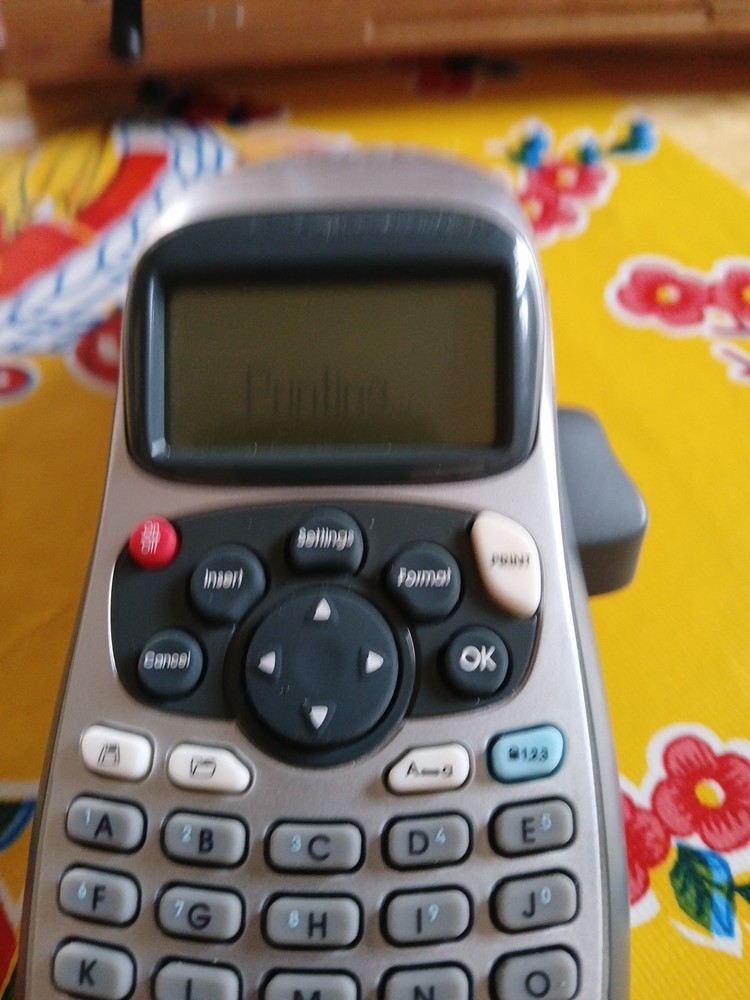 Dymo LetraTag 100H Plus Handheld Label Maker - 21455- Works Great