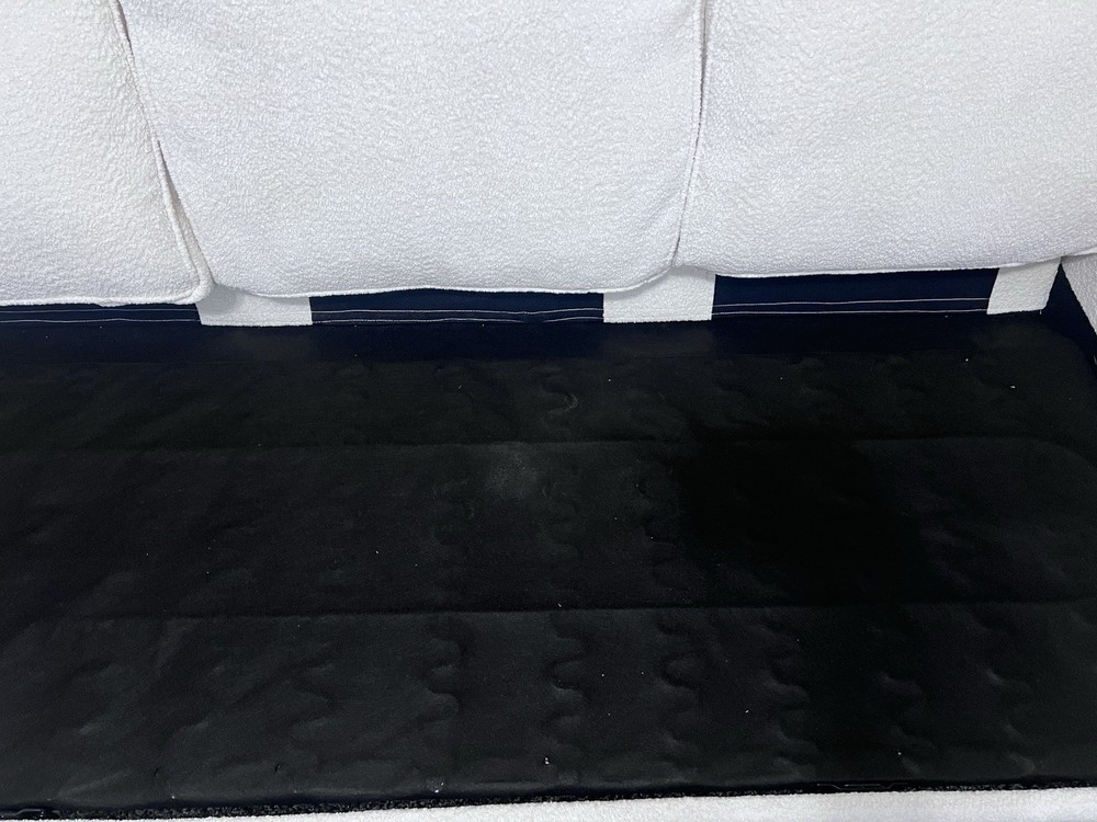 Amazon Boucle Couch - 7 Months Old, Minor Zipper Issue