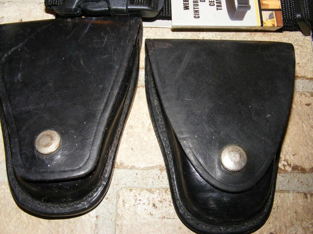 2 Smith & Wesson S&W Handcuff Cases, 2 Uncle Mike's Key Ring Holders, Web Belt