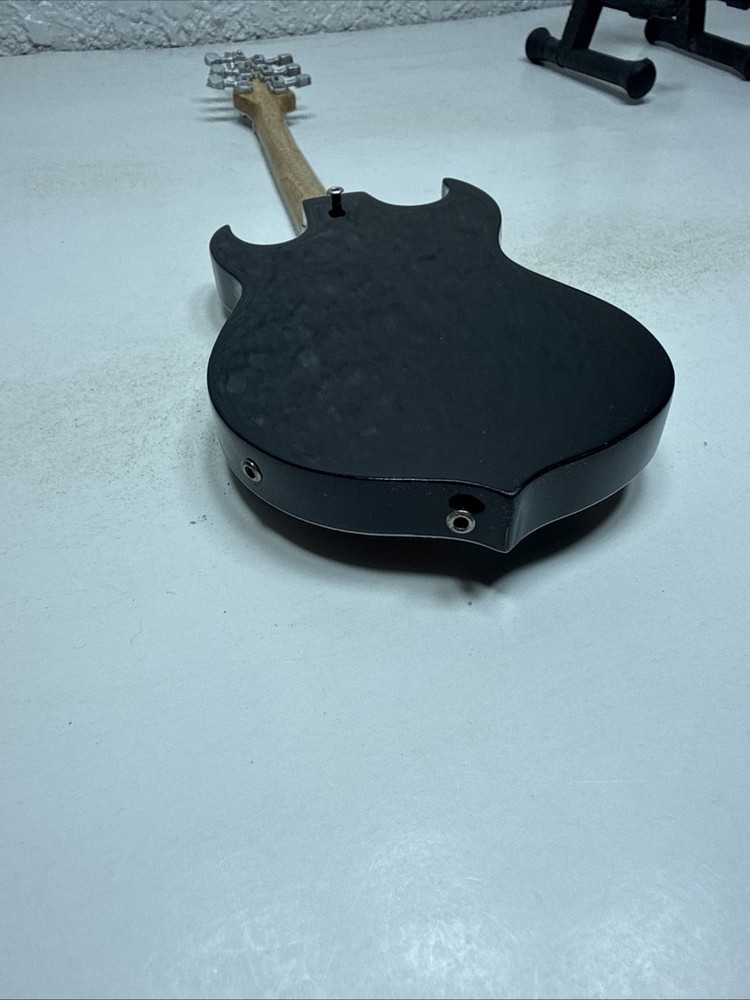 Miniature Guitar Washburn KISS Paul Stanley USED