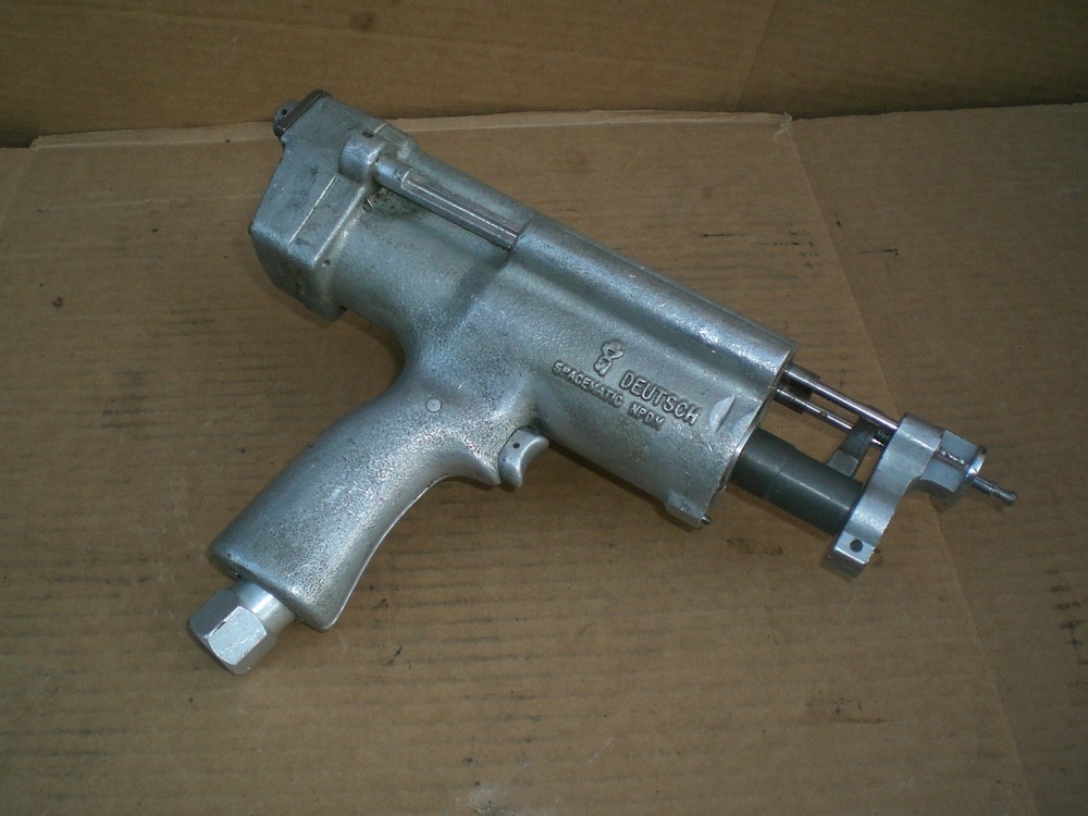Deutsch Spacematic auto feed pneumatic  nutplate drill