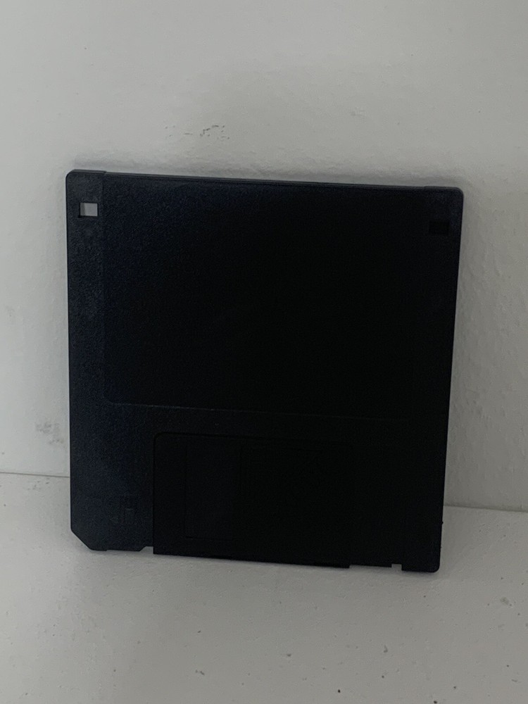 Maxell MF 2HD IBM Formatted High Density Floppy Disk 9 Pack - NEW Open Box