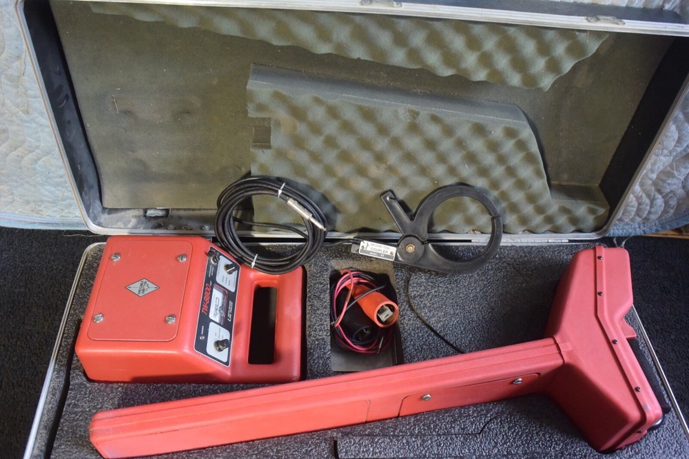 FISHER Model TW-8800 Locator/Transmitter Set
