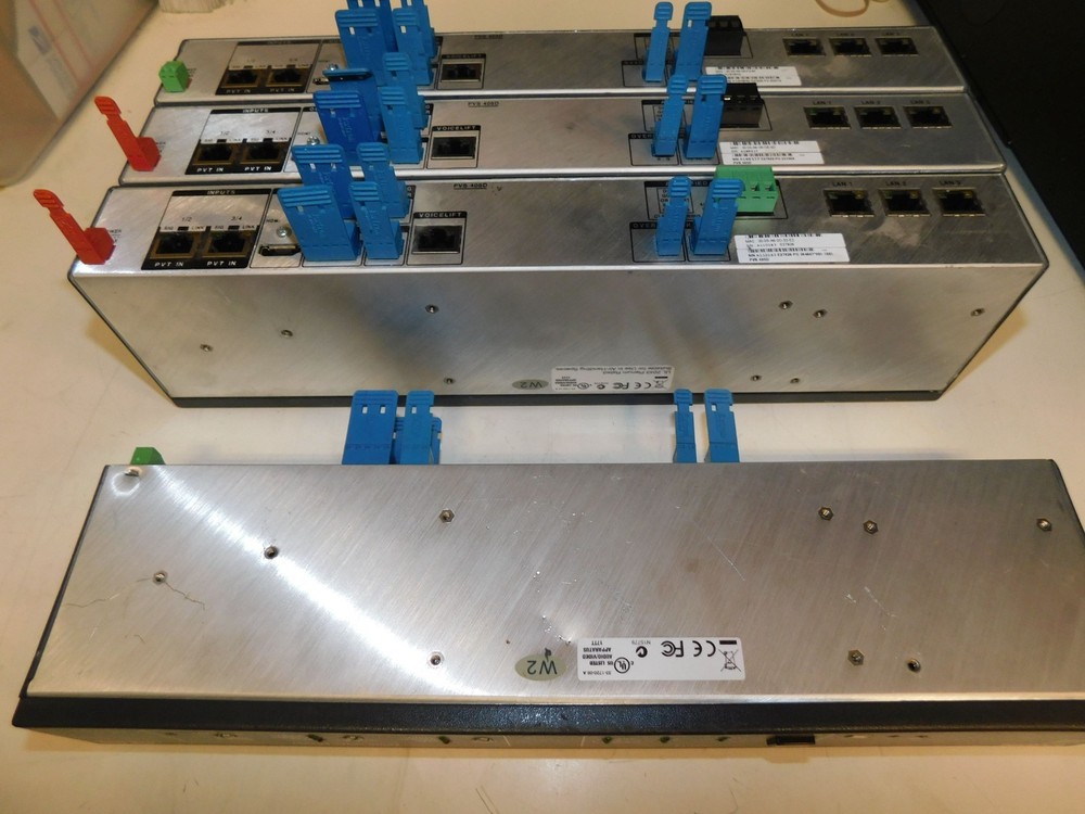 EXTRON PVS 405D POLEVAULT SWITCHER HIGH PERFORMANCE AV SWITCHING SYSTEM