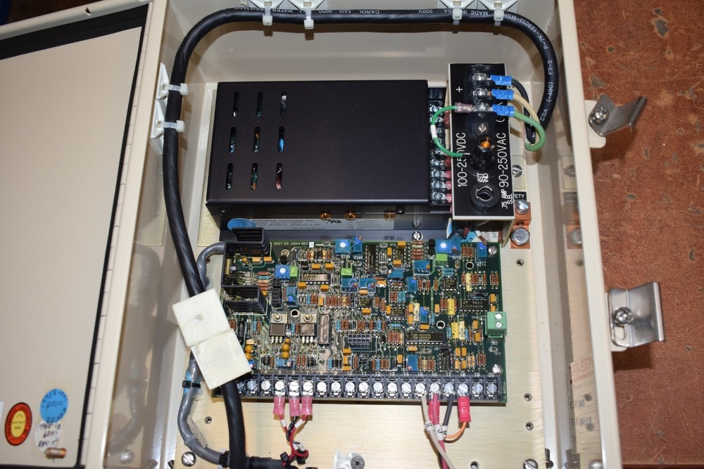 Tri-Sen DM305 Servo Control System 93-2844 Rev. A