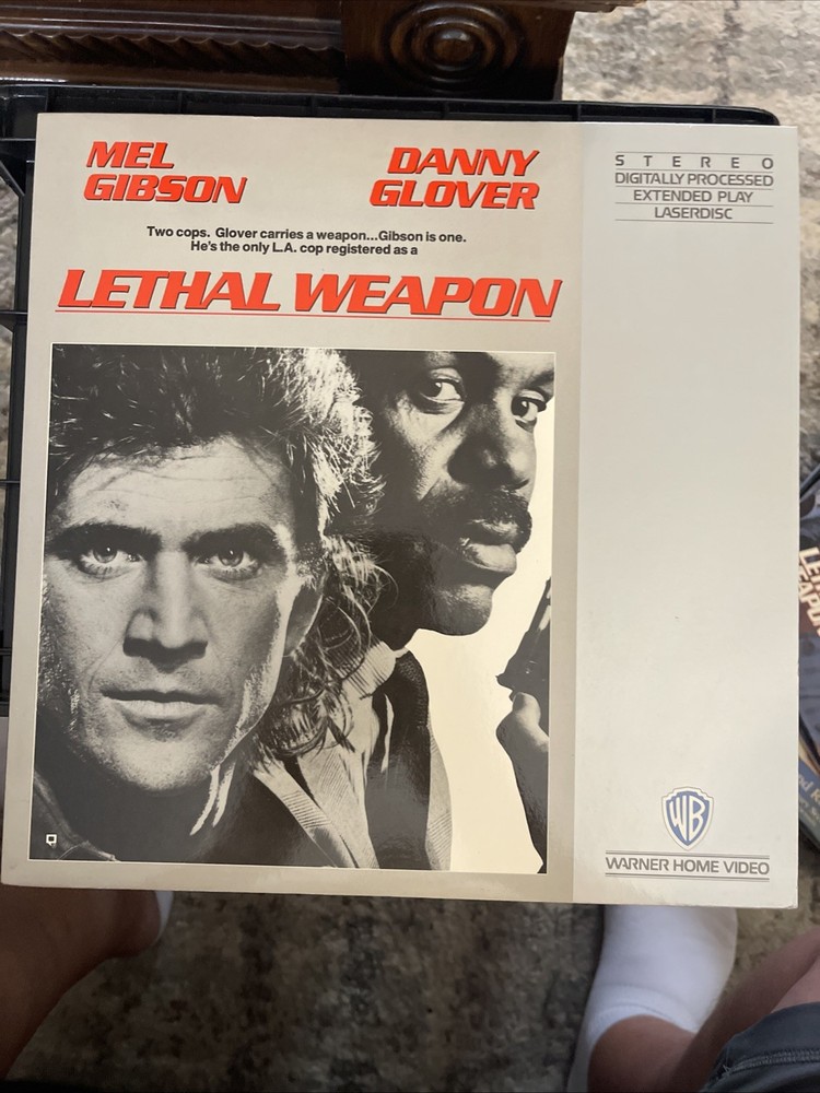 LASERDAISC MEL GIBSON & DANNY GLOVER LETHAL WEAPON EXTENDED PLAY