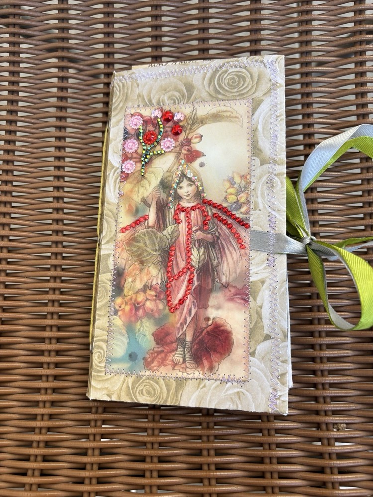 Junk Journal - Dreams in Thimblewood