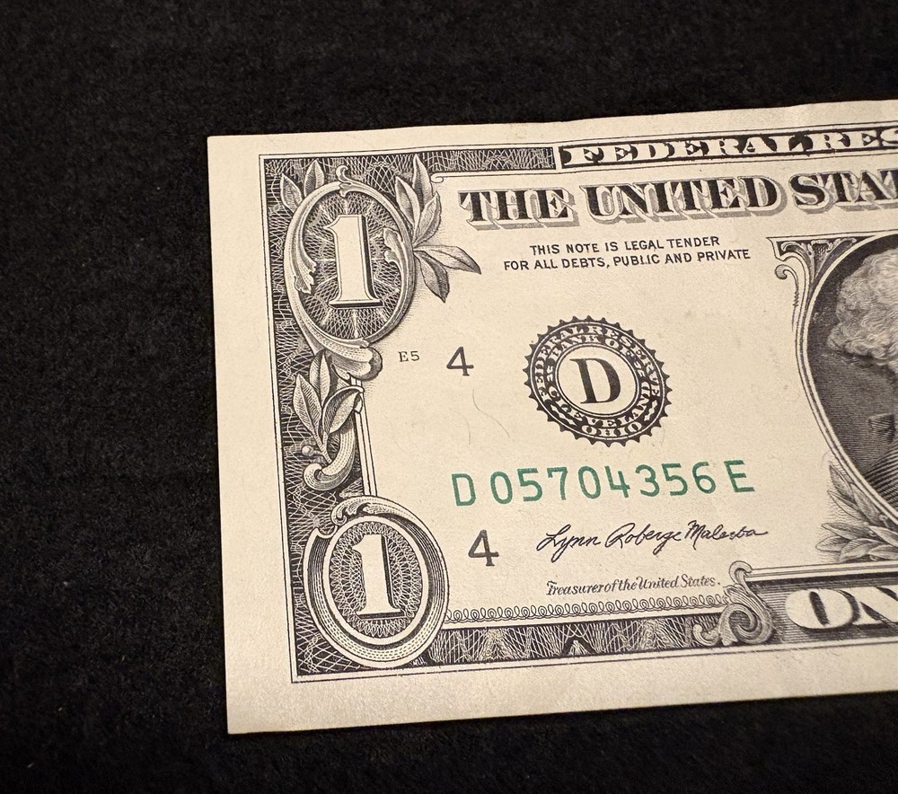 2021 $1 Error Note Misaligned Printing D05704356E