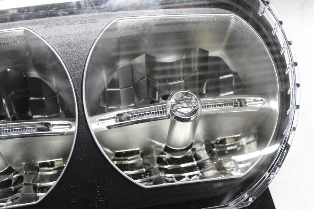 Headlamp HEADLIGHT 2022 HARLEY DAVIDSON ROADGLIDE 67700199