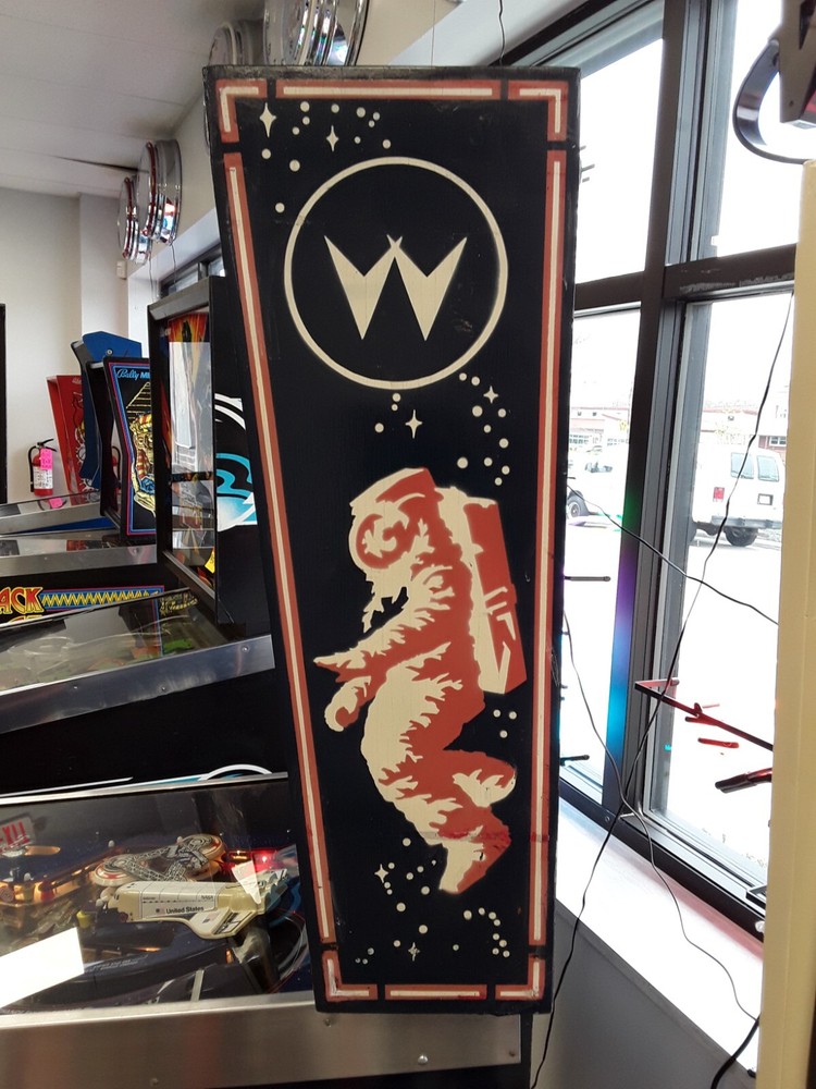 Space Shuttle Pinball Machine by Williams