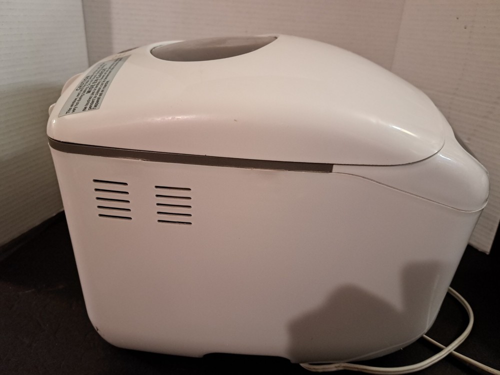 Regal Kitchen Pro K6725 Bread Maker Machine In Good Condition