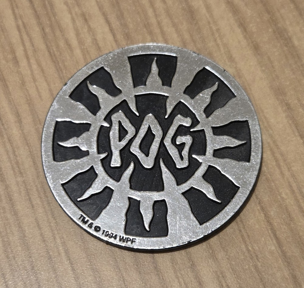 WADDINGTONS POG SLAMMER NO 6 - VINTAGE- COLLECTABLE