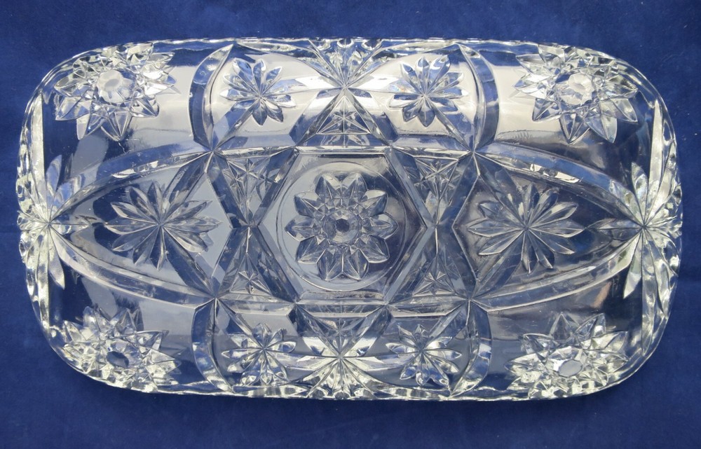 Anchor Hocking Rectangular Serving Dish Pressed Star Fan Design Prescut Glass