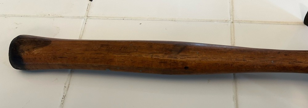 VINTAGE COBBLERS HAMMER (SNAP-ON HANDLE)