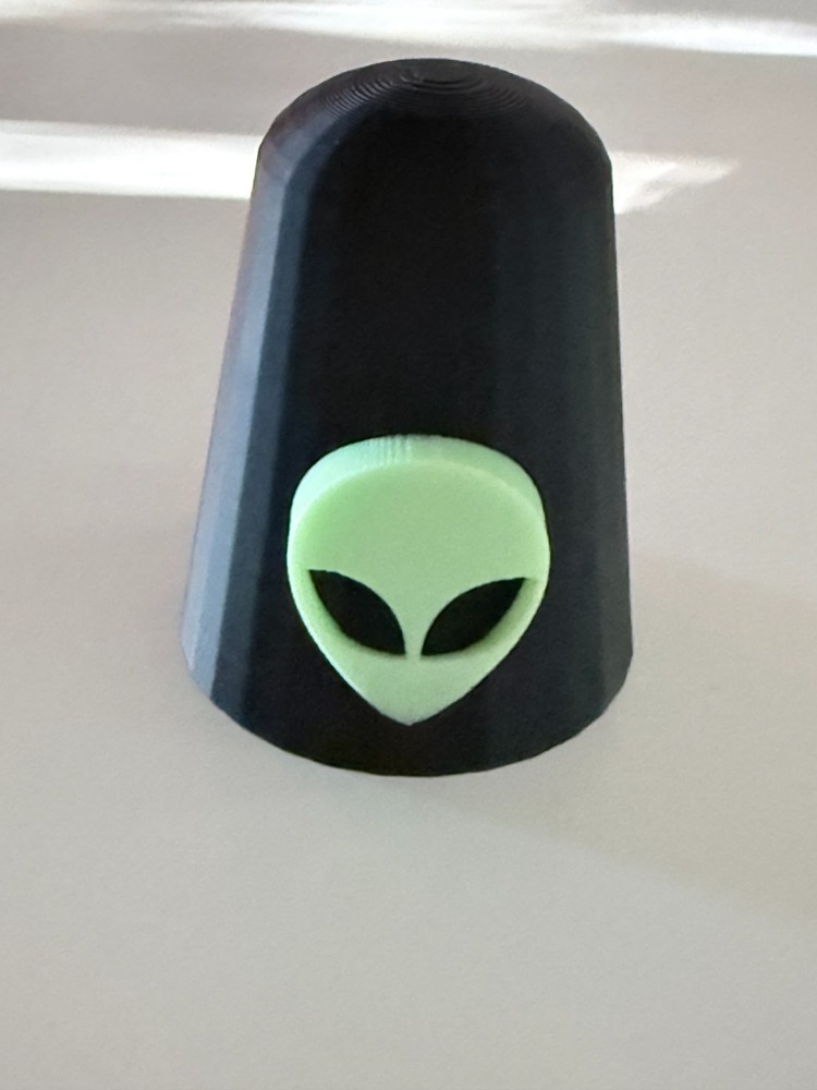 Lava Lamp Replacement Cap Top Alien Black Green Glow