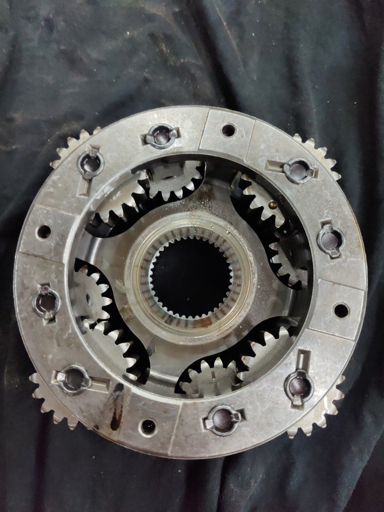 Transfer Case BW4481, BW4482, BW4484 & BW4485 Front & Rear Diff Carrier