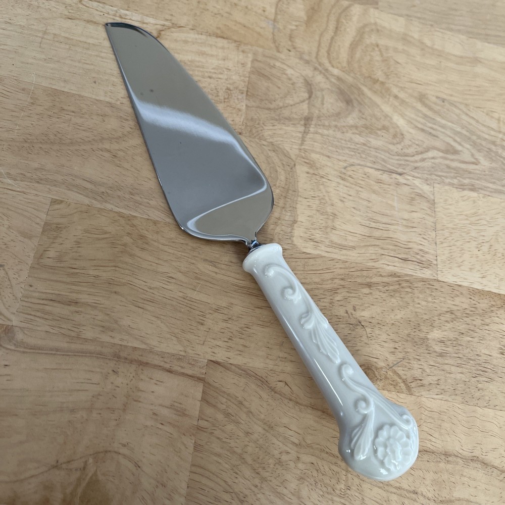 Lenox Wedding Cake Server Porcelain Handle