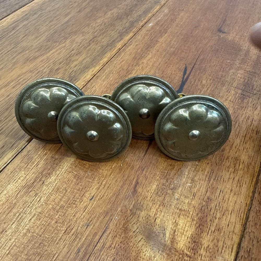 Decorative Shabby Brass Flower 1.5 Round Drawer Cabinet Knobs Pulls Lot 4