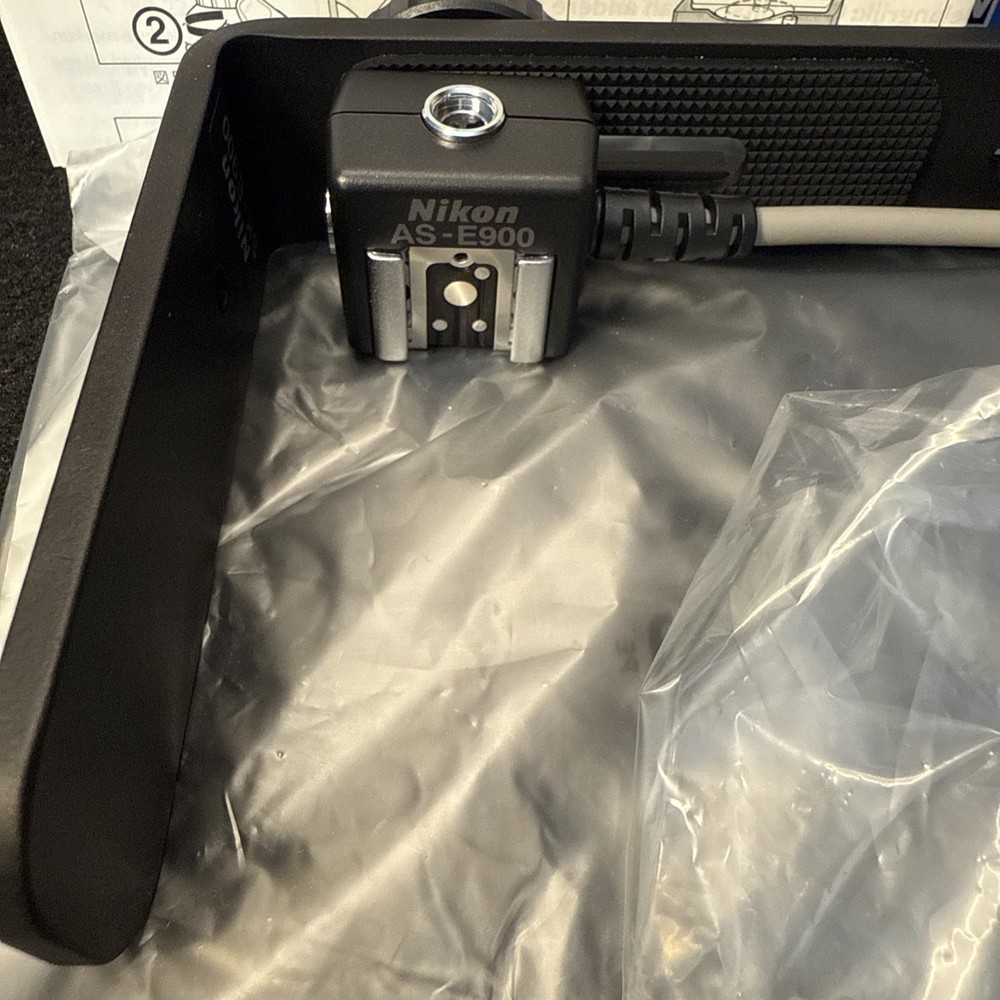 Nikon SK-E900 External Multi-Flash Bracket for Nikon 4500 Digital Camera (25067)