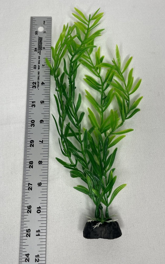 2PC Xunyee Plastic Aquarium Plants