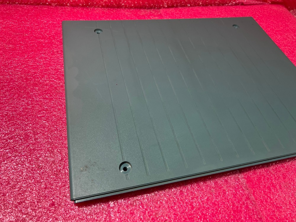 Tektronix TLA 614 Logic Analyzer Accessories - Cover