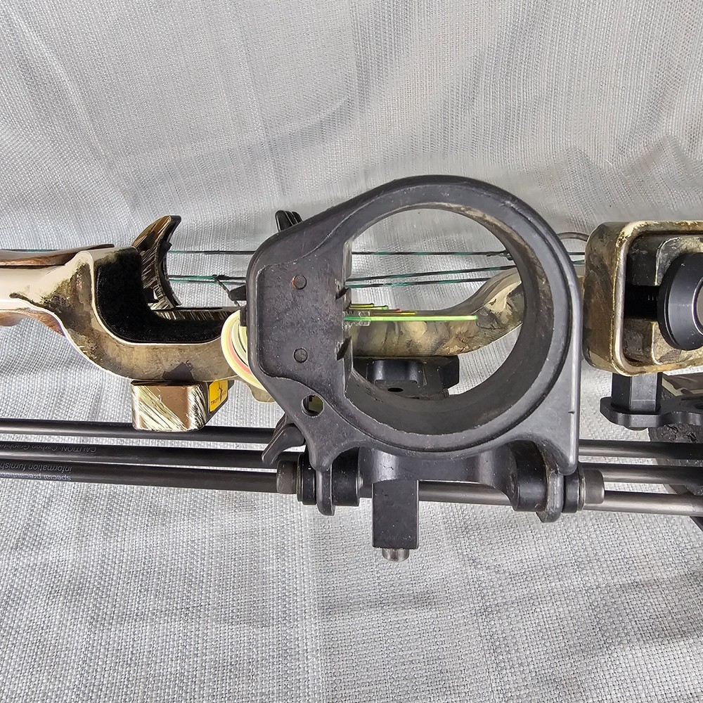 Bowtech TomKat 2002 70lb 28" Draw Compound Bow + Sight & Accessories - LH