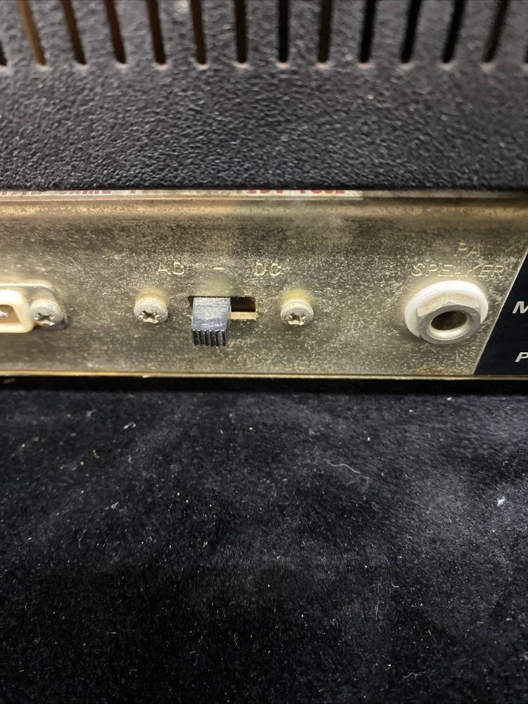 FANON FANFARE 880 Solid State Transceiver Powers On Untested Sold As Is