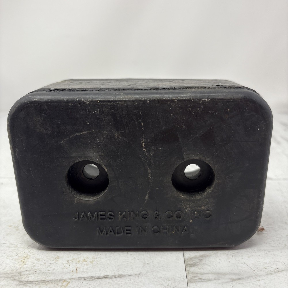 ESTCO 4" X 6" LOADING DOCK TRAILER BUMPER DB-3043