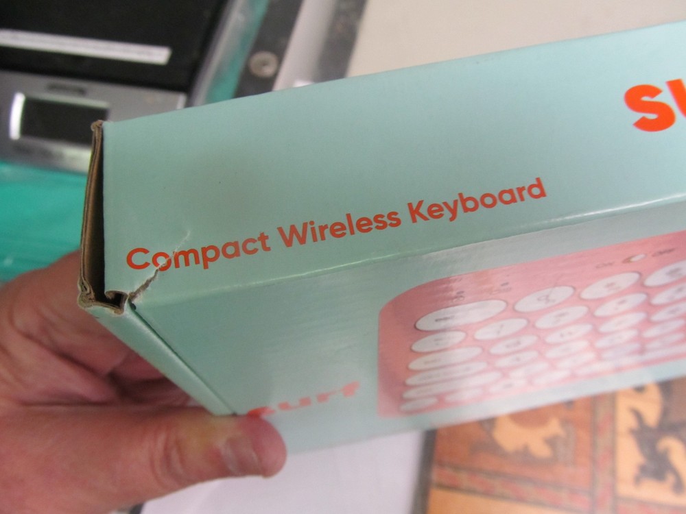 Surf by ONN Pink Compact Wireless Keyboard NEW