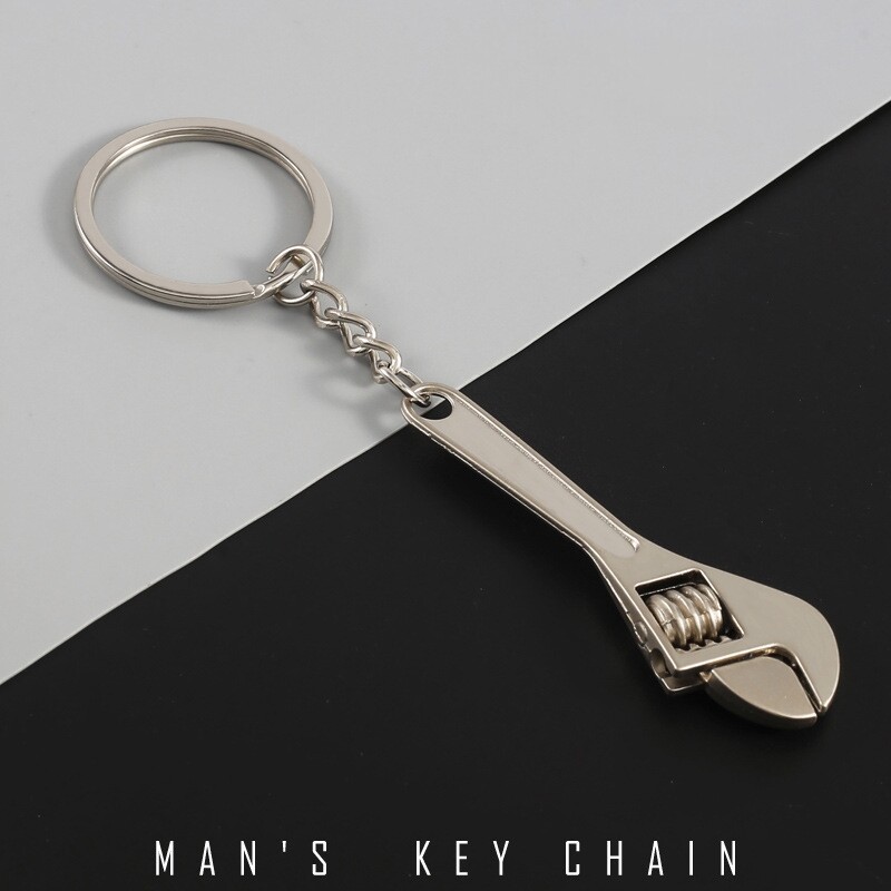 2pcs Creative Personality Simulation Activity Wrench Keychain
