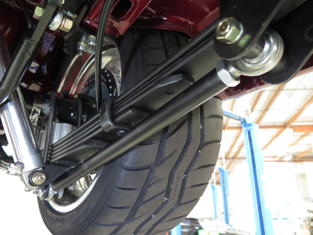 1962-67 Chevy II Nova CPP Street Trac Rear Traction Bar System Kit