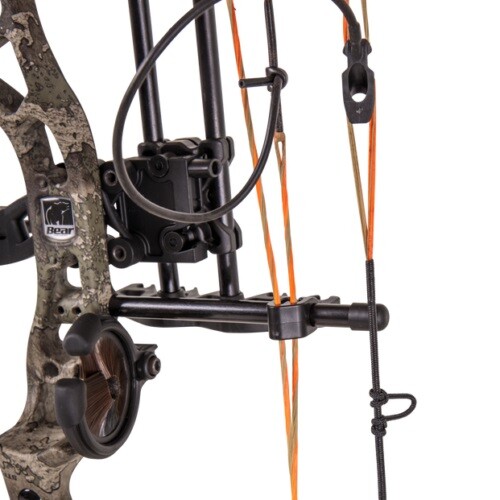 Bear Archery Royale RTH Package RH 50# True Timber Strata