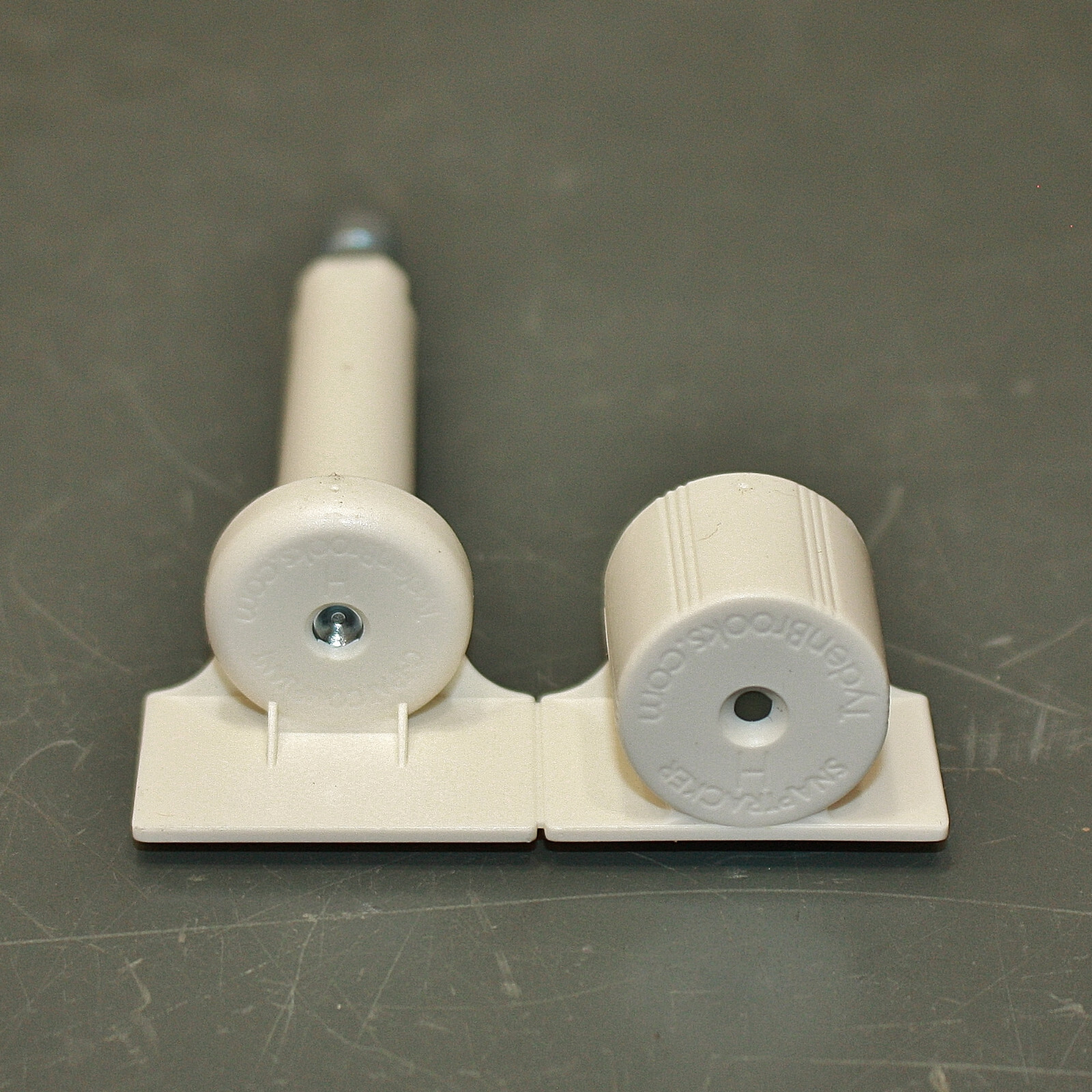 (200) TydenBrooks SnapTracker 1-1/4" Bolt Seals, White Truck Shipping Cargo Lock