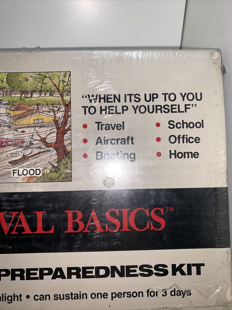 SURVIVAL BASICS BASIC EMERGENCY PREPAREDNESS KIT SB-01 SUSTAINS 1 PERSON GG3