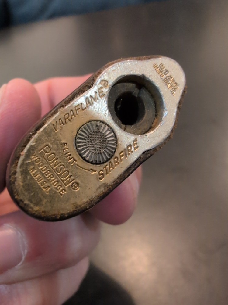 Ronson Varaflame Starfire Brown Leather Lighter