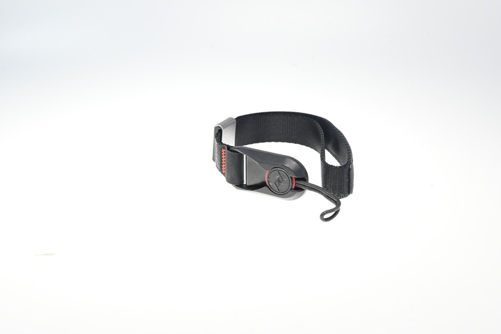 Peak Design Wrist Cuff Strap Black Red #G326